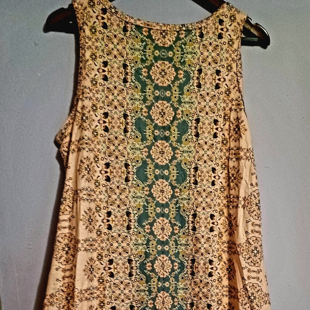 Dress with pockets